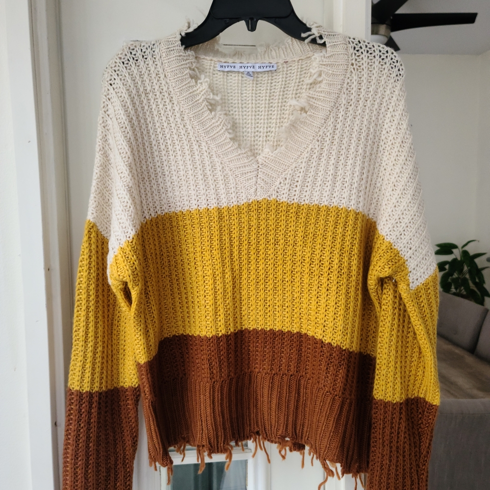 HYFVE V-Neck Colorblock Sweater - Cream, Yellow, Brown